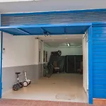 Lets Holidays Big Terrace House With Parking Willa *