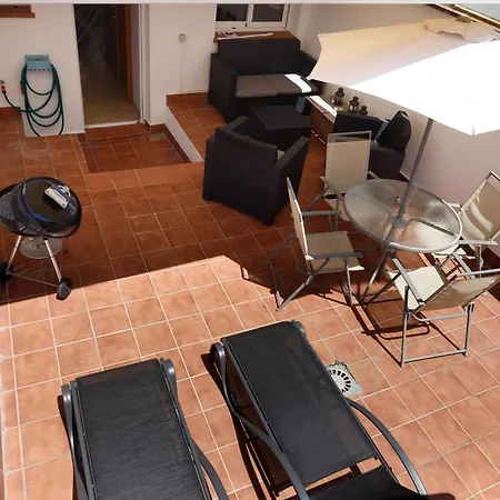 Lets Holidays Big Terrace House With Parking Тосса-де-Мар