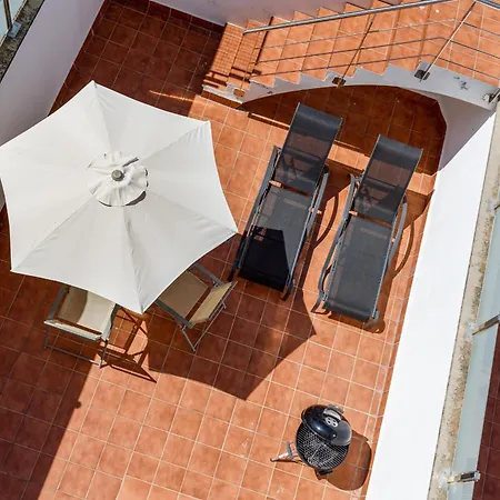 Lets Holidays Big Terrace House With Parking *