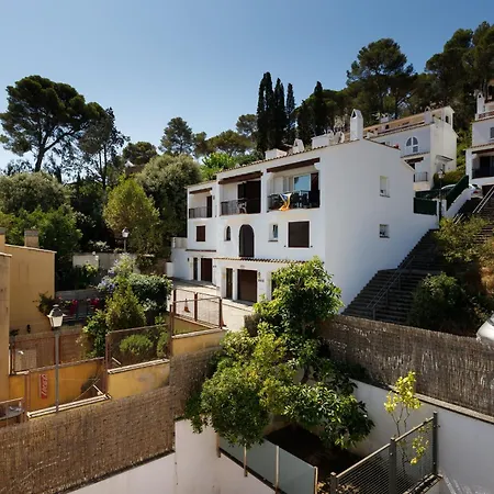 Вилла Lets Holidays Big Terrace House With Parking Тосса-де-Мар
