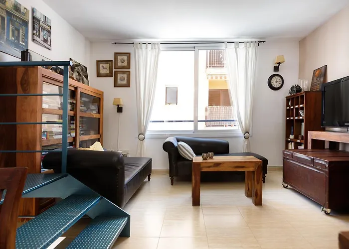 Lets Holidays Big Terrace House With Parking 빌라